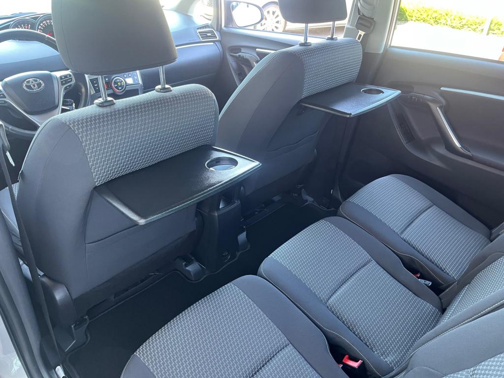 Toyota Corolla Verso 1.8 vvt-i dynamic business|7-persoons|trekhaak|rijklaa