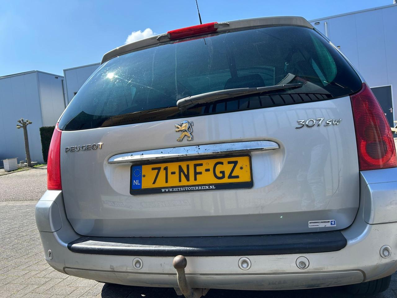 Peugeot 307 SW 1.6 16V Pack 7 Stoelen aanwezig!