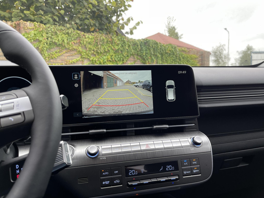 Hyundai Kona electric comfort smart 65.4 kwh blind-spot collission assist
