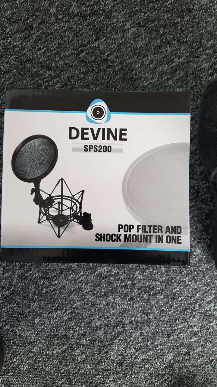 Condensator Microfoon Samson,nieuwstaat, inclusief popfilter en schockmount