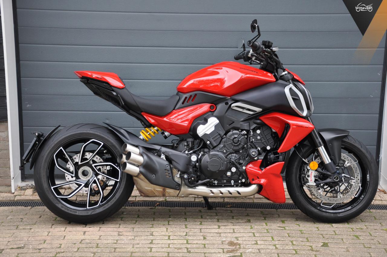 Ducati Diavel V4 Zeer nette motor