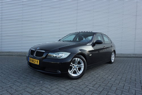 BMW 3-serie 320d airco / navi / stoelverw. / cruise / elektr. ramen / lm ve