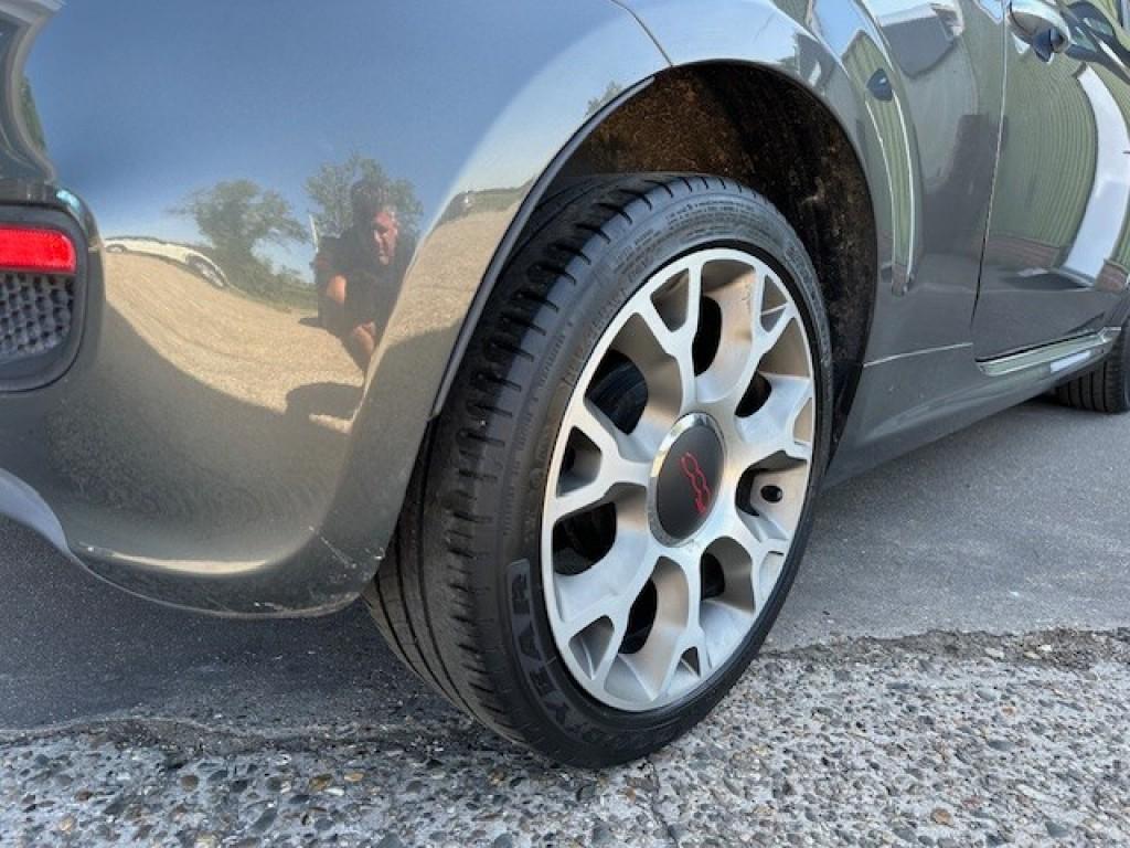 Fiat 500 0.9 twinair turbo 500 s met schuifdak.