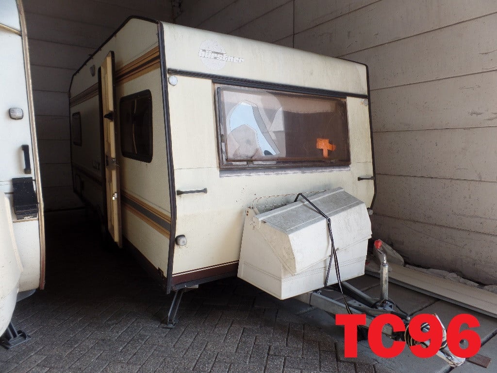 Ruim aanbod tourcaravans met en zonder geldig kentekenbewijs te koop