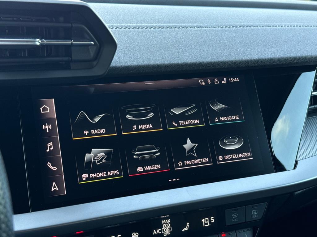 Audi A3 sportback 40 tfsie advance s-line * matrix led * camera * 18 inch
