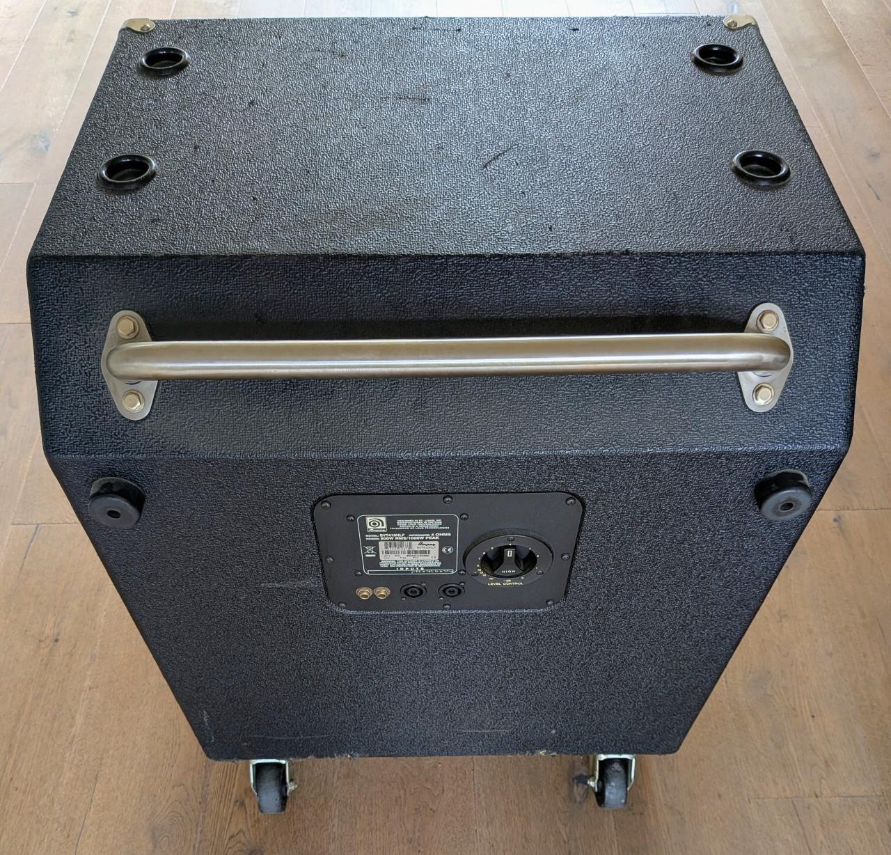 Profi set voor de basgitarist: Ampeg