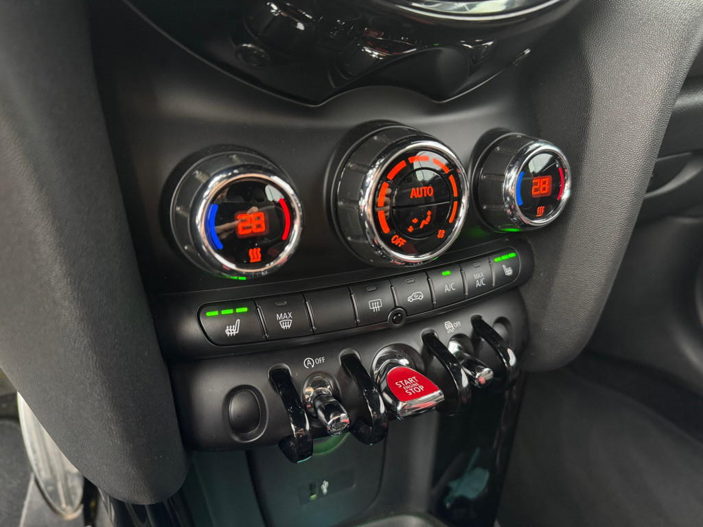 Mini Cooper S Cabrio mini 2.0 chili * jcw pakket * harman/kardon * stoelver