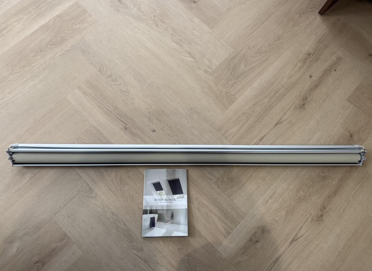 Dakraam rolgordijn Velux
