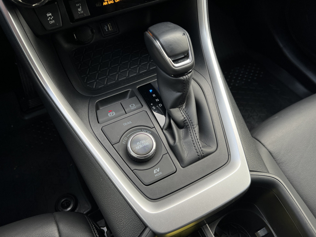Toyota Rav4 2.5 hybrid awd executive vol leder | jbl audio | electrische st