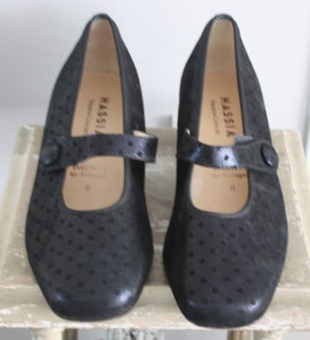 Zwarte pumps met zwarte stip maat 6 J