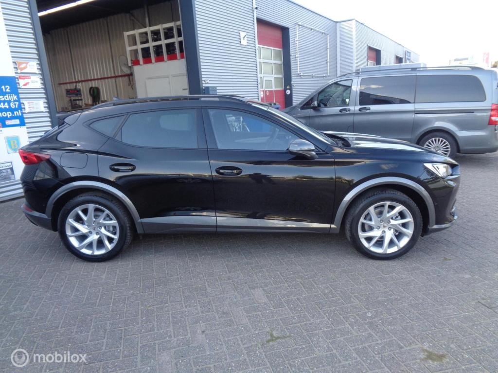 Cupra Formentor 1.5 tsi business sport ed/airco/groot navi/cruise/dcc/full 