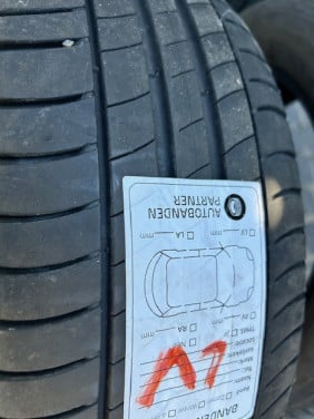 Auto zomerbanden Michelin Primary 205/RR 16