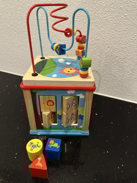 Vormenstoof, autootjes, knuffels