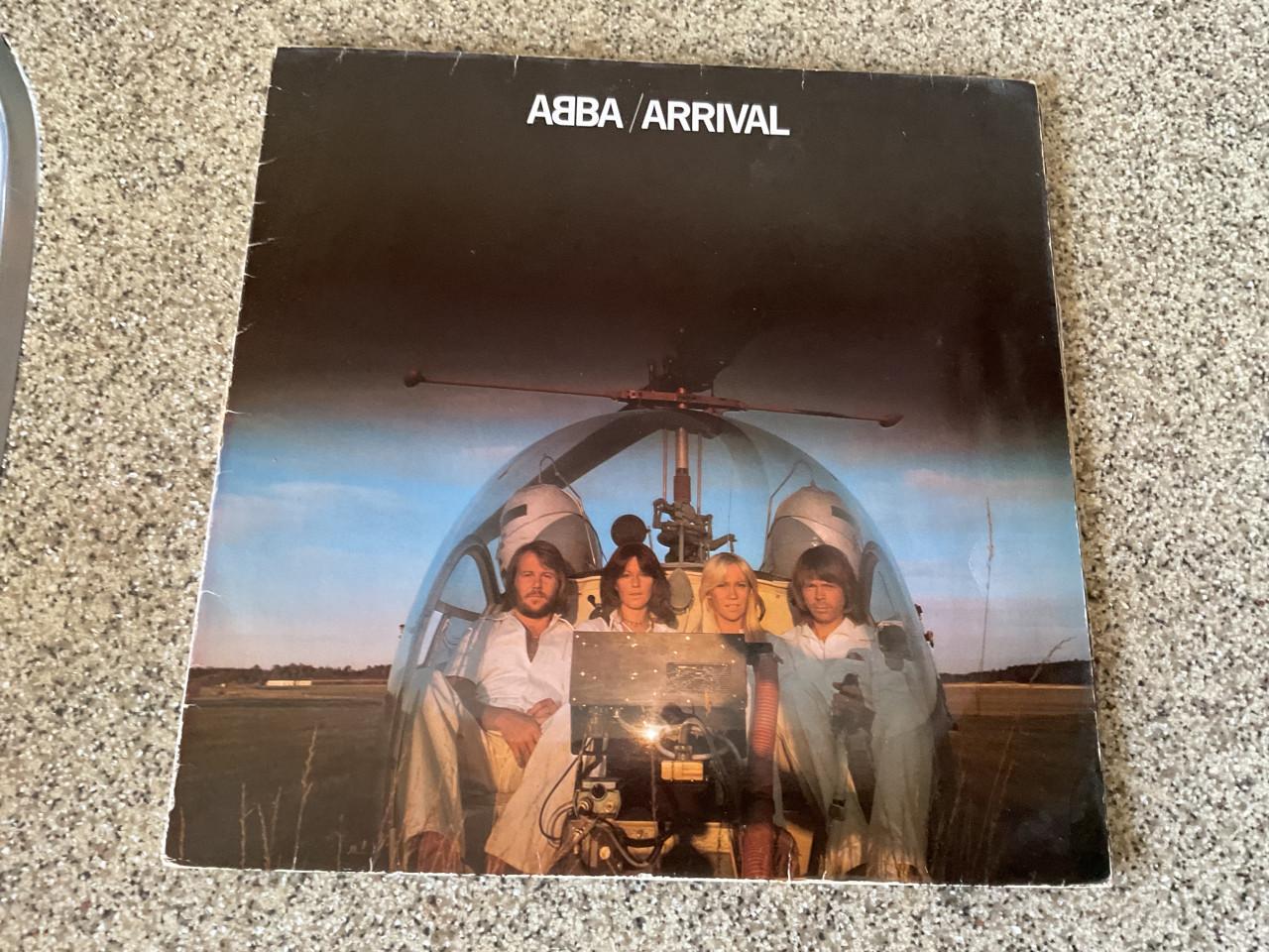 Verschillende LP’s van ABBA.      GERESERVEERD