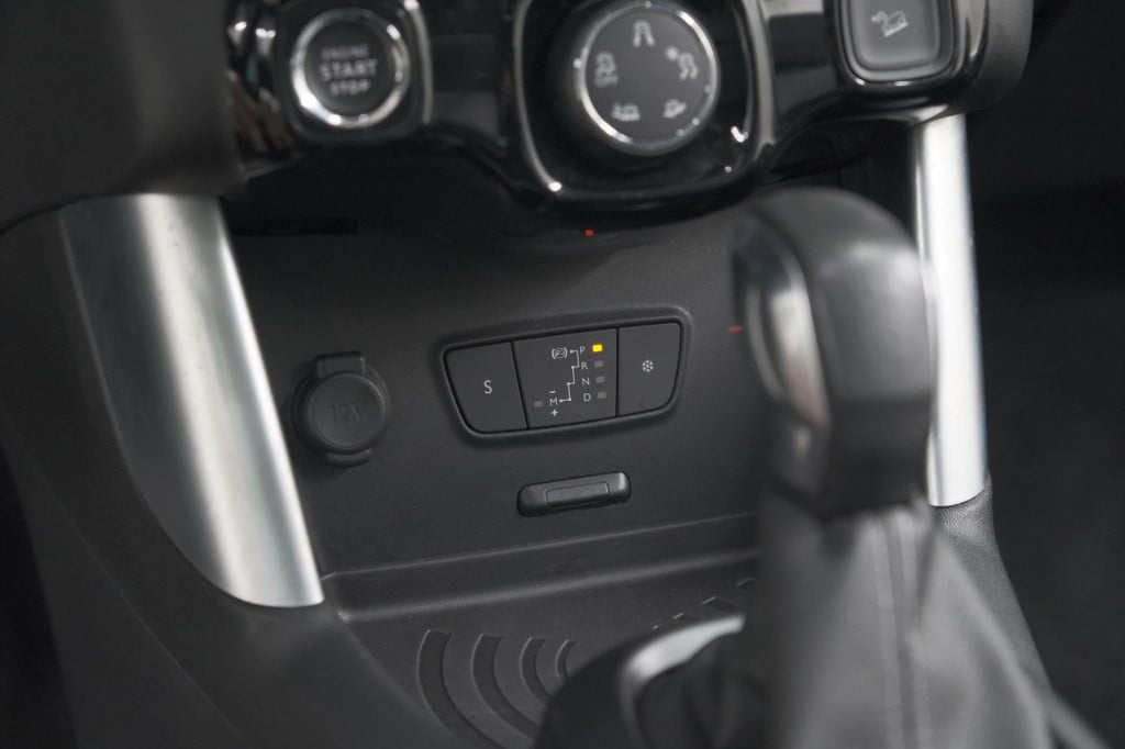 Citroen C3 Aircross puretech 110 eat6 shine | trekhaak | panoramadak | head