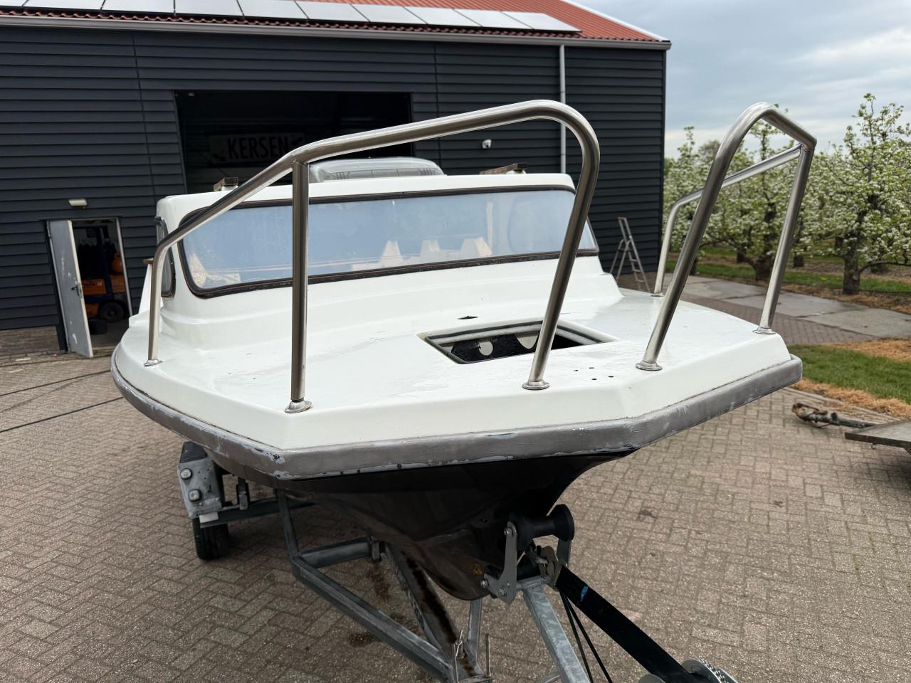 Opknap motorboot