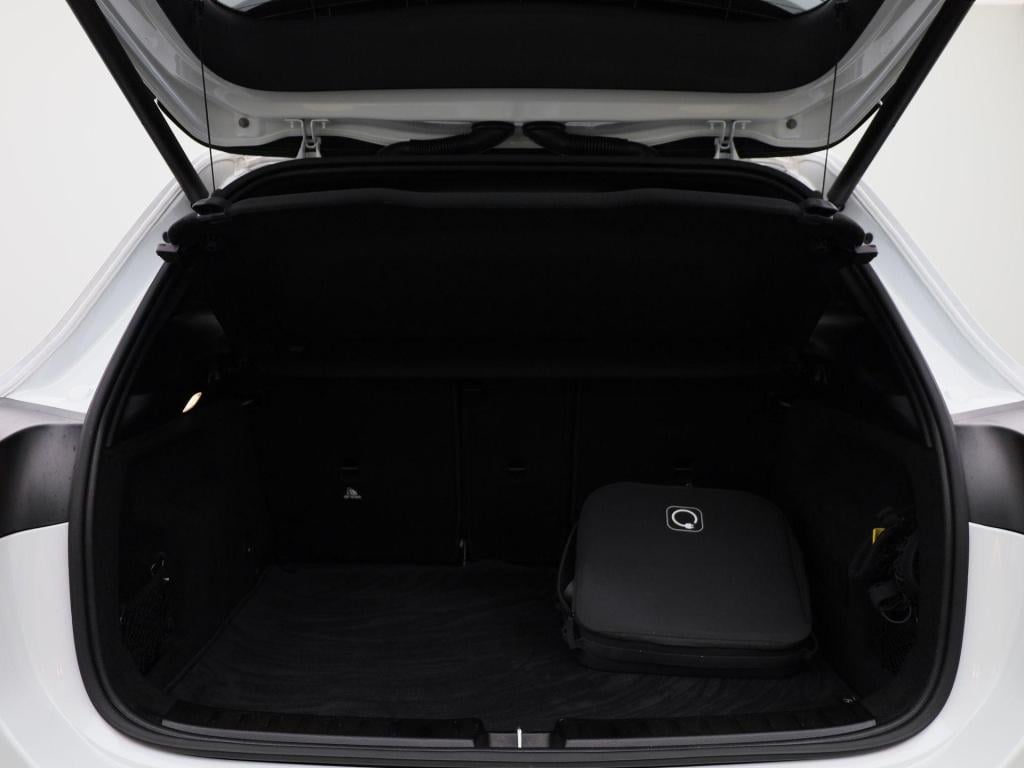 Mercedes-Benz Gla-klasse 250 e amg line premium plus | automaat | panorama 