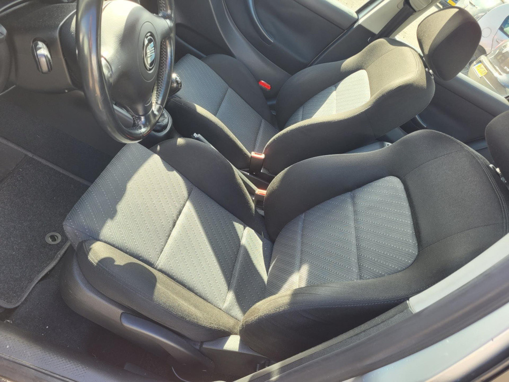 Seat Toledo 1.6-16v sport / dit is de meeneemprijs/