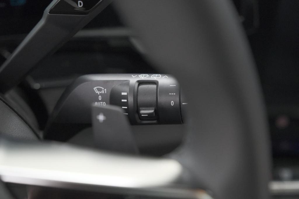 Renault Austral 1.2 e-tech full hybrid 200 techno | 360 camera | panoramada