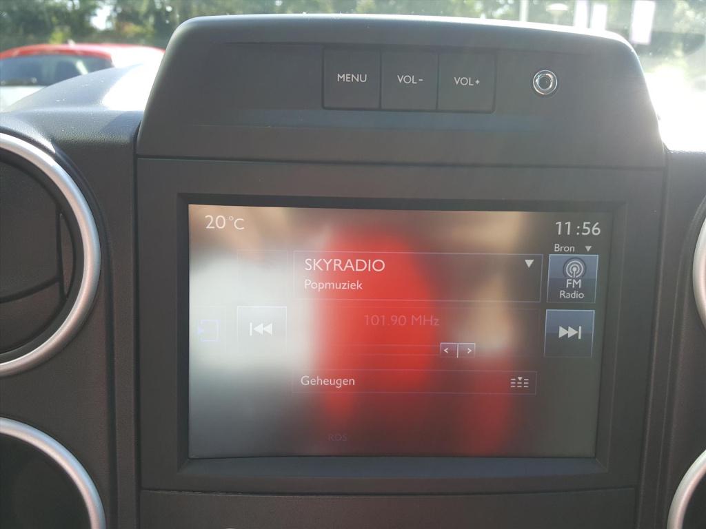 Peugeot Partner tepee 1.2 110pk active | trekhaak | apple carplay | airco |