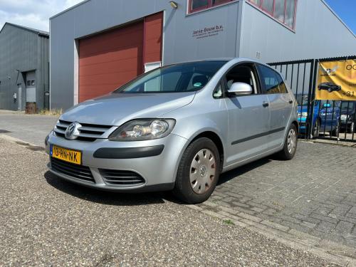 Volkswagen Golf Plus 1.6 FSI Comfortline Business AC/APK 03-2027/LEES TEKST