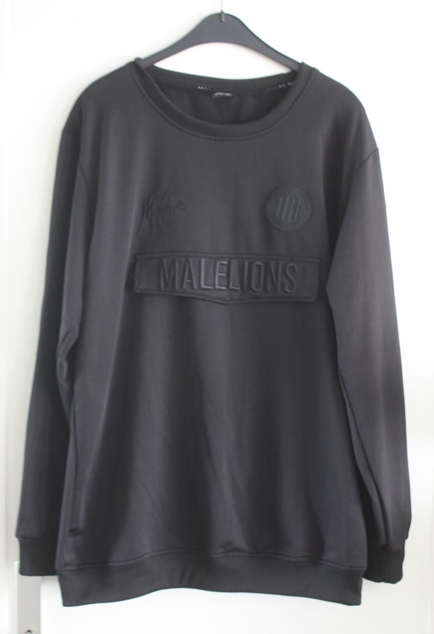 Zwarte trui  maat 4xl