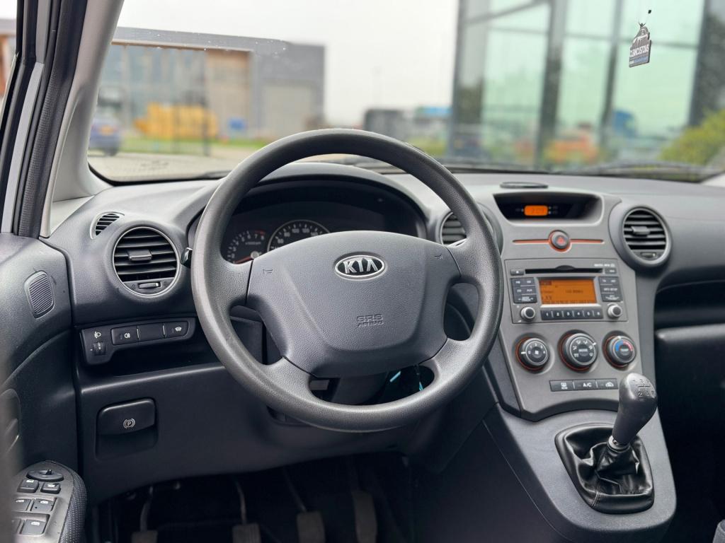 Kia Carens 2.0 cvvt x-tra * airco * trekhaak * apk tot 07-10-2027
