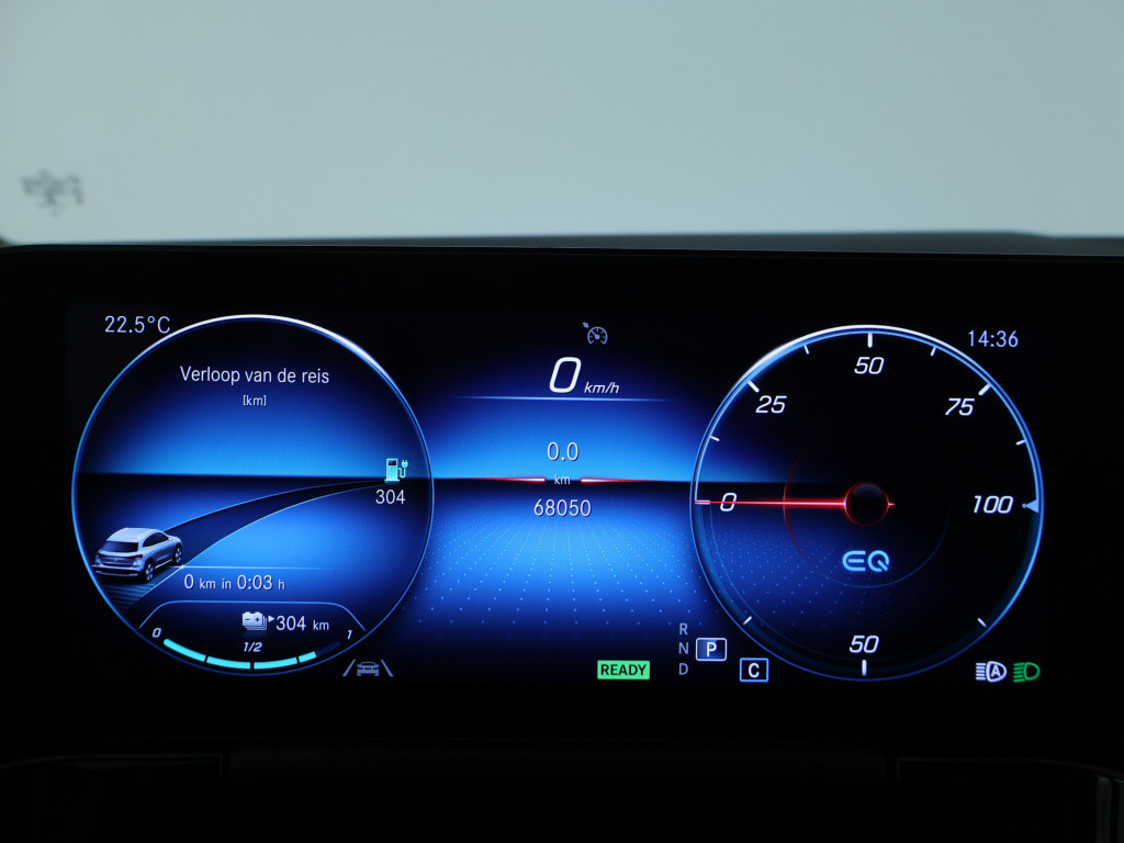 Mercedes-Benz Eqa 250 business solution amg 67 kwh | dodehoek detector | sf