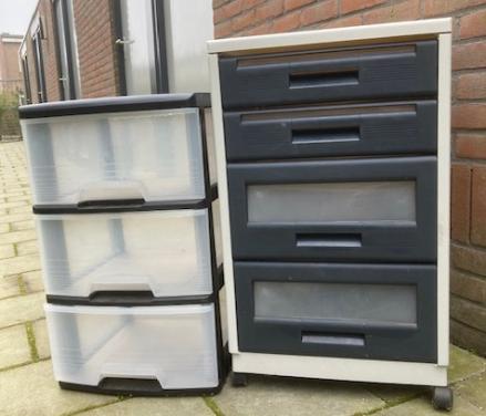 Ladenkastjes 5 euro per stuk