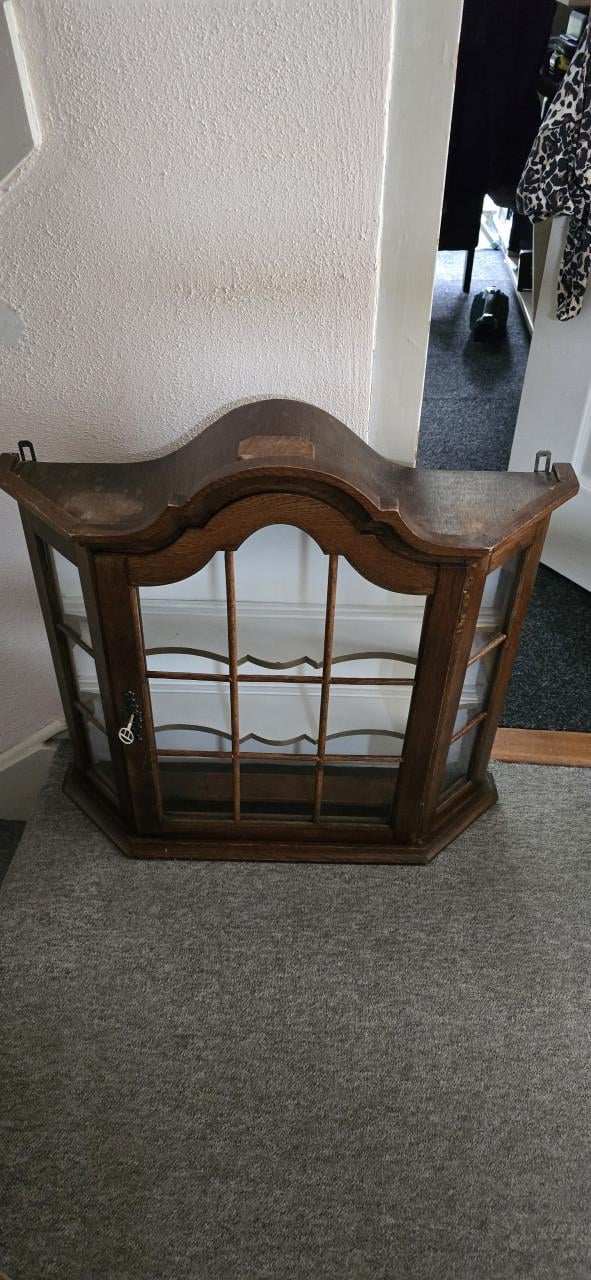 Vitrine kast vintage 68x63x17