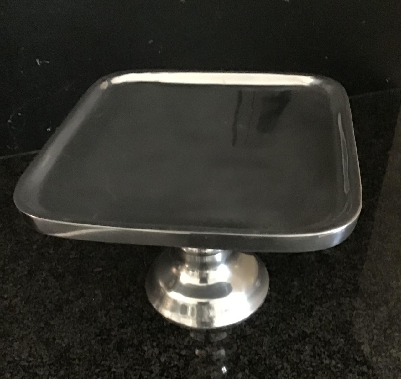 Serveerplateau zilverkleurig.