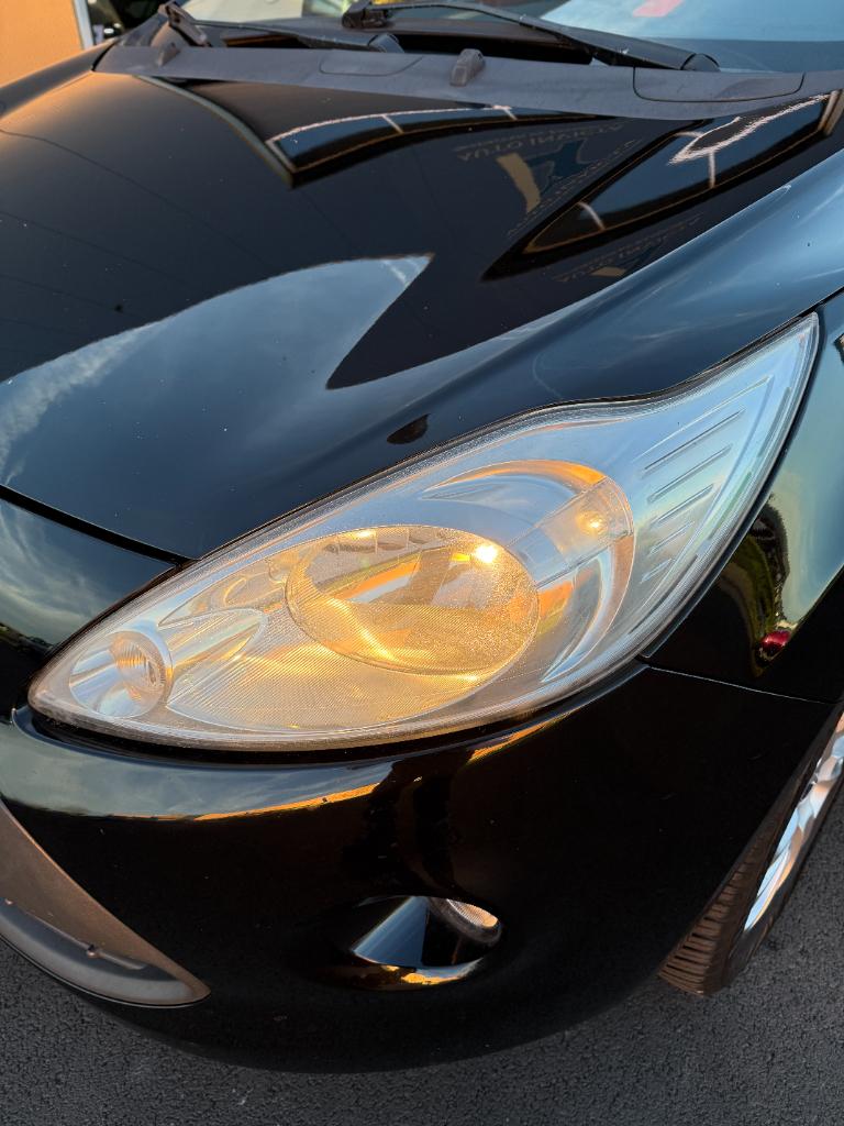 Ford KA 1.2 - titanium - airco