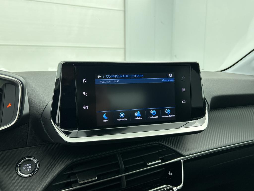 Peugeot 208 100 pk allure pack | rijklaar | camera achter | keyless | 3d co