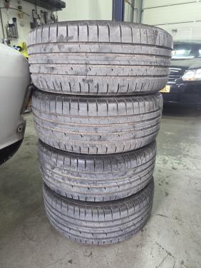 225-40-18 Goodyear Run Flat