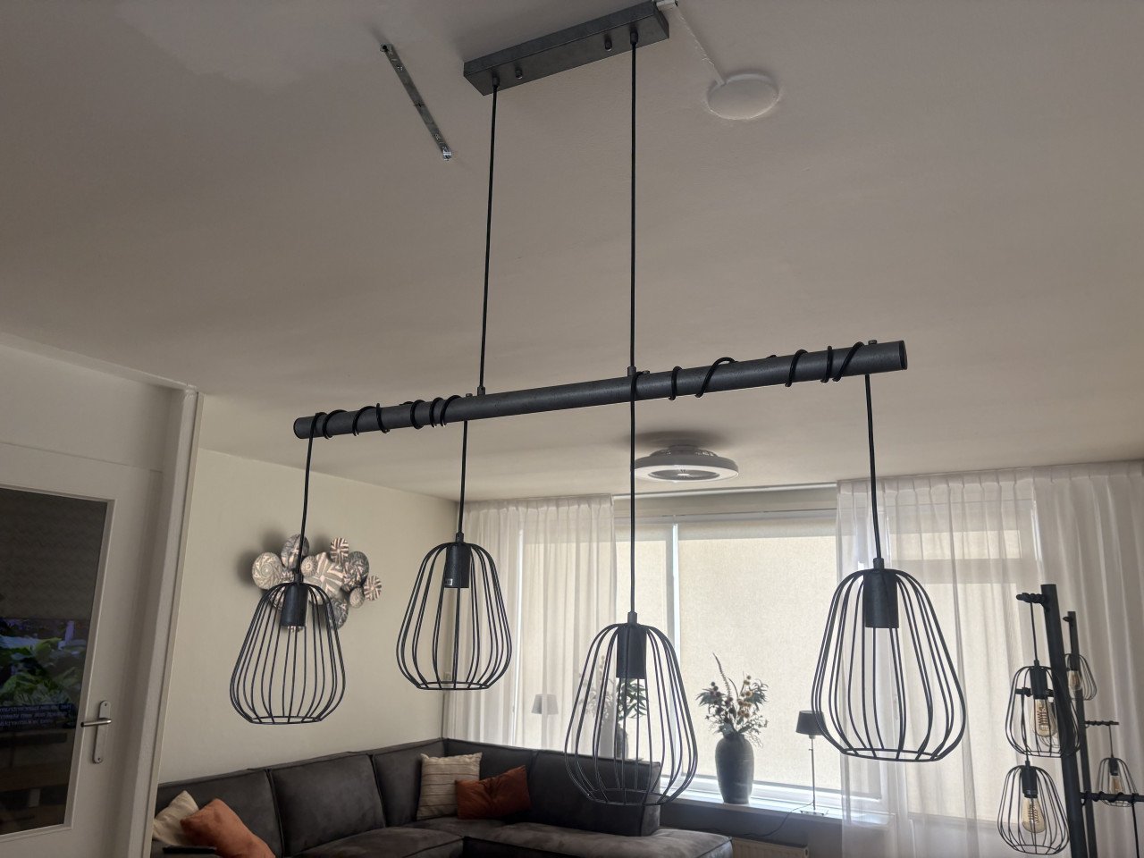Industriële hanglamp en tafellamp, kleur oud zilver