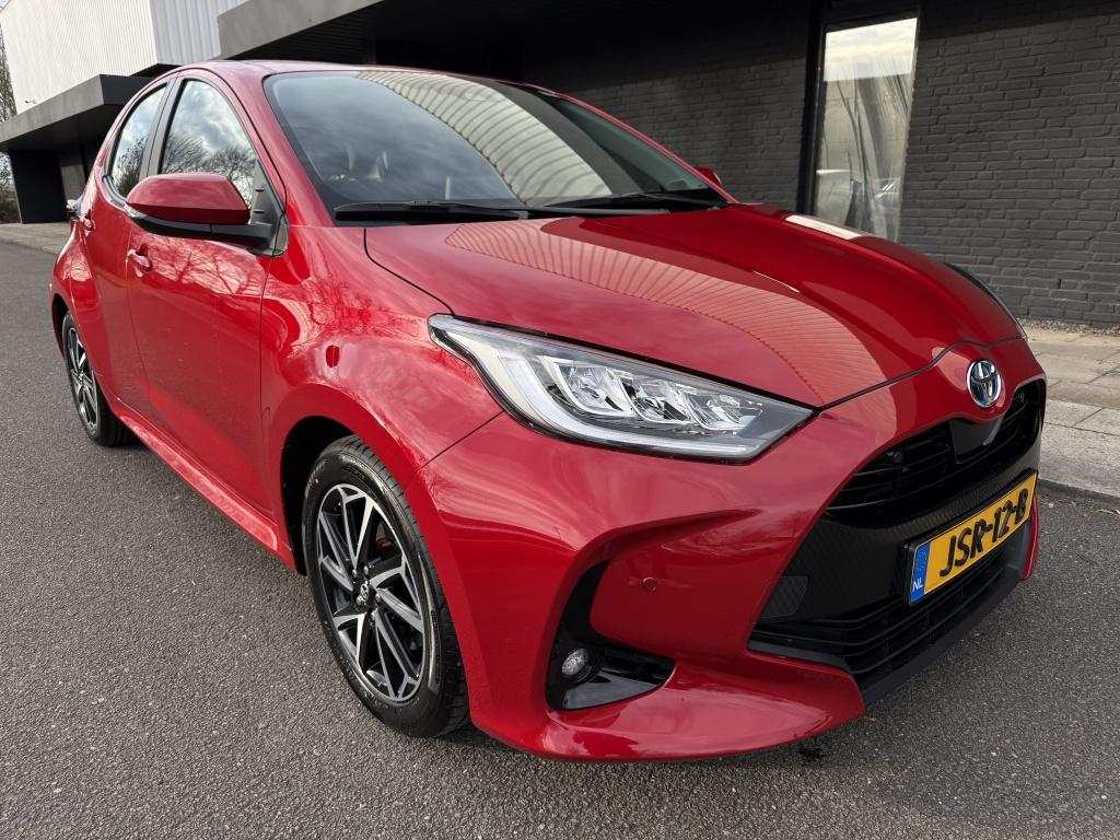 Toyota Yaris 1.5 hybrid 115 bns
