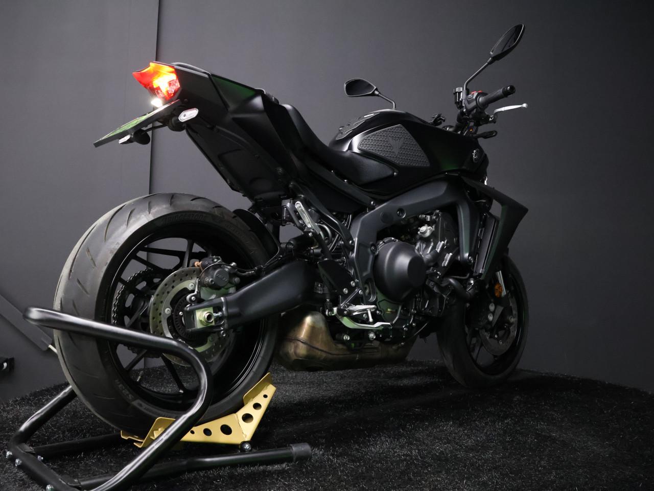 MT 09 | Techblack
