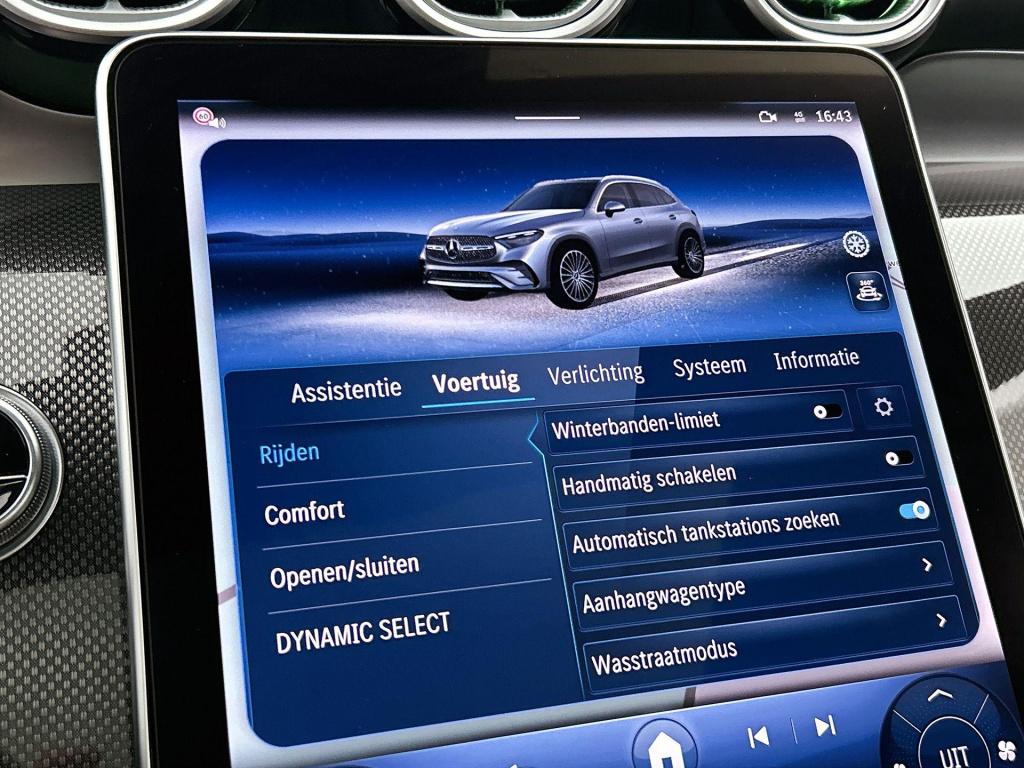 Mercedes-Benz Glc 300e 4matic amg line | automaat | panorama dak | matrix l