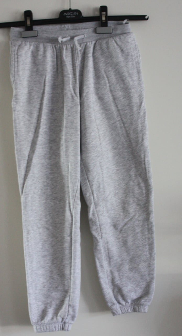 Lichtgrijze joggings broek maat 140
