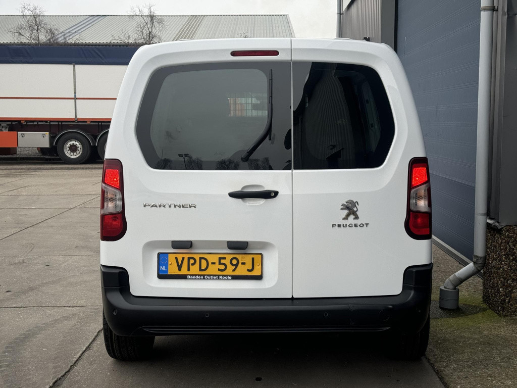 Peugeot Partner 1.5 bluehdi premium airco / cruise controle / navi / n.a.p 