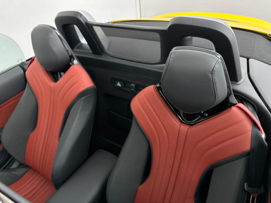 MG Cyberster mg trophy extended range 77kwh | showroommodel | 507 km bereik