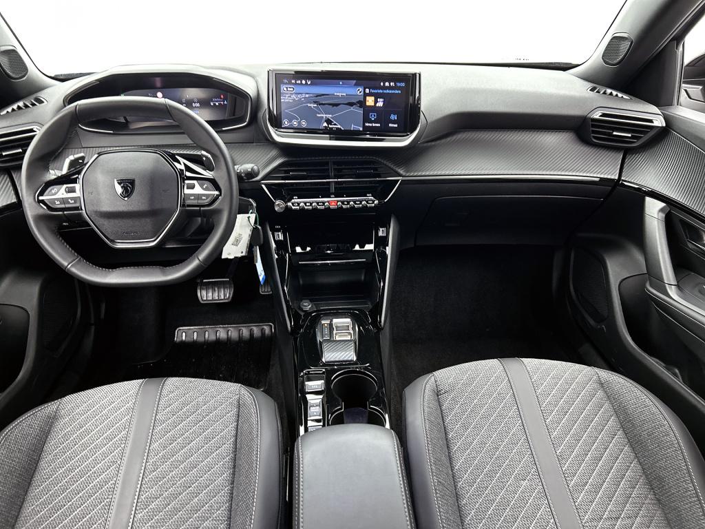 Peugeot 2008 130pk allure automaat | rijklaar | navigatie | camera |