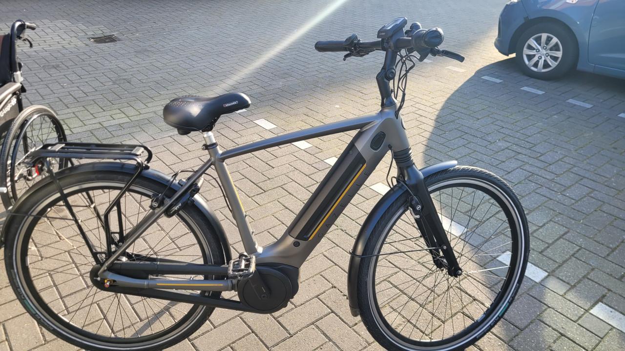 Gazelle Ultimate C8+ HMB – 500Wh – 6100 km – Topstaat!