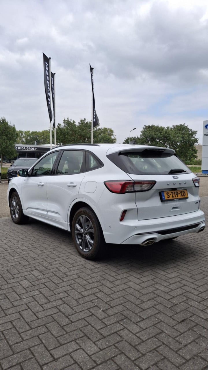 Ford Kuga 2.5 phev st-line aut. | winterpack | navigatie | climate control 