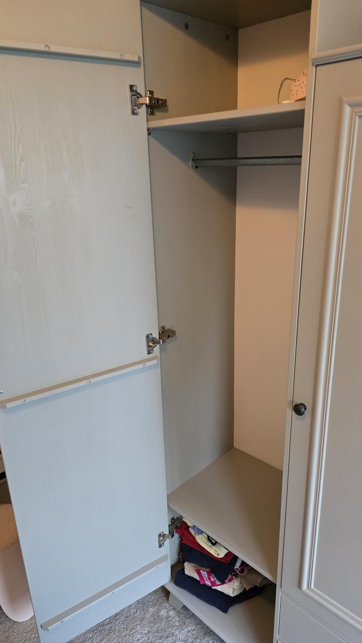 Baby / kinderkamer kasten