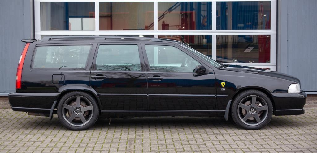 Volvo V70 2.4 r awd