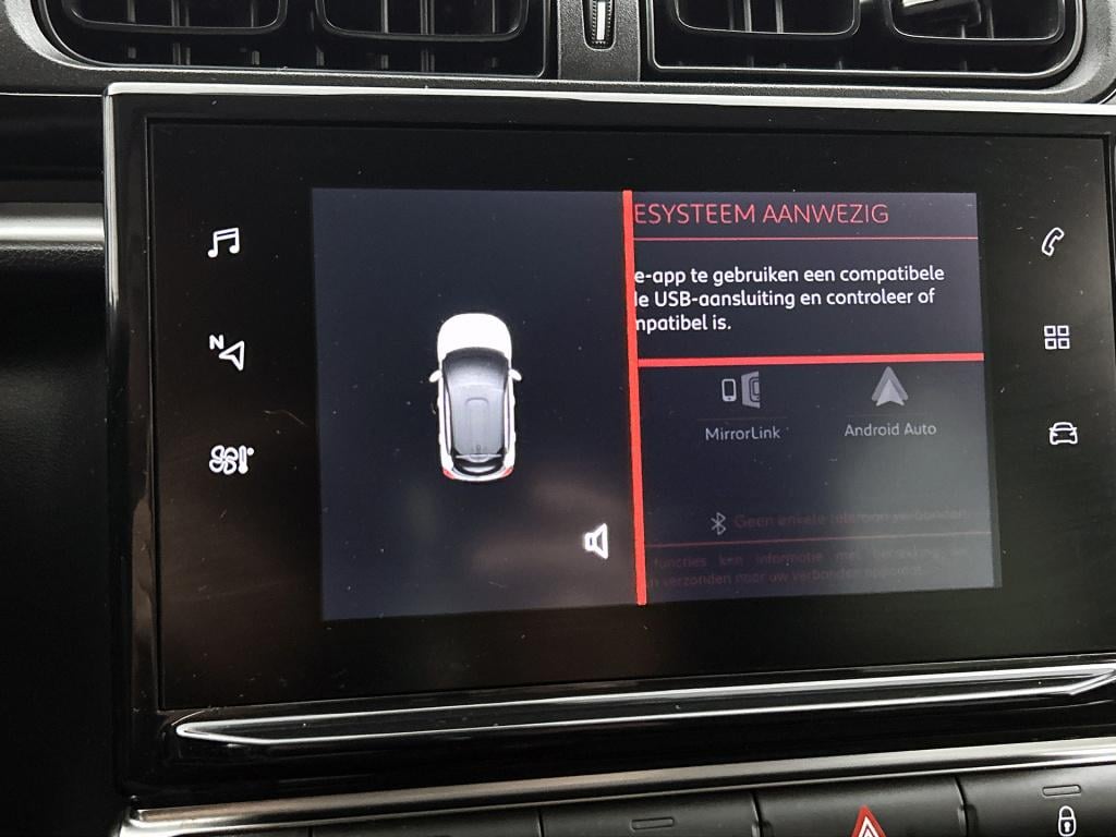 Citroen C3 82 pk shine | rijklaar | trekhaak | stoelverwarming | apple carp