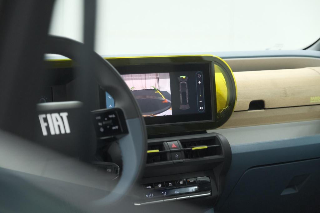 Fiat Grande Panda e la prima 7 kw 44 kwh | 1 fase | soh 96% | camera | navi