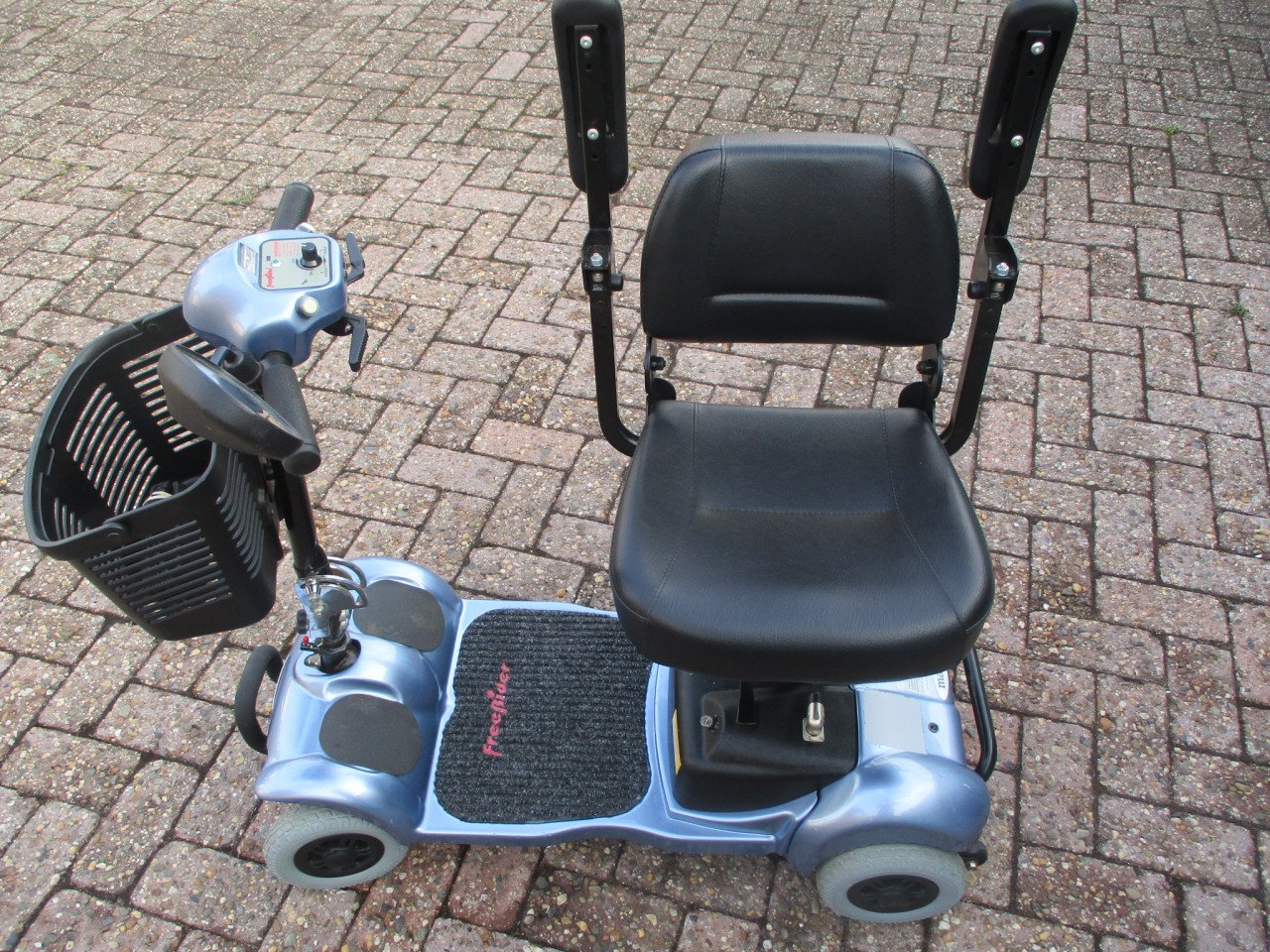 Zgan opvouwbare Mango Cat 4wiel scootmobiel met afneembaar  accupakket