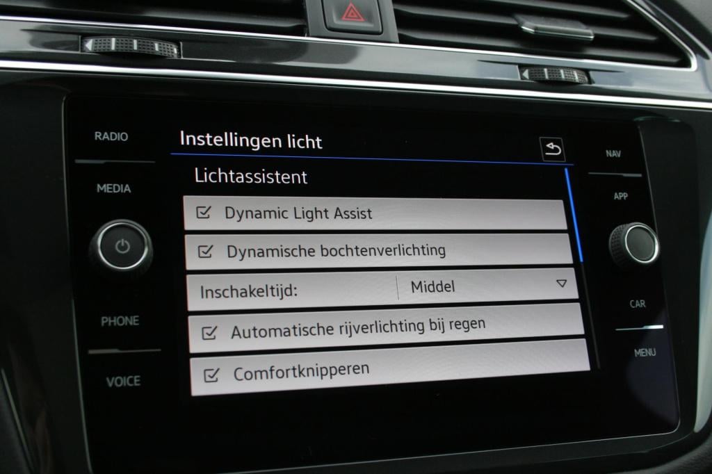 Volkswagen Tiguan 1.4 tsi ehybrid elegance
